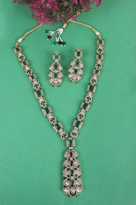 Queens Jewels Emerald Kundan Necklace & Earring Set 