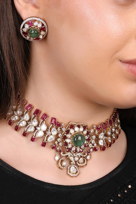 Buy_Queens Jewels_Red Imitation Gemstones Regal Ruby And Emerald Kundan Choker Set 
