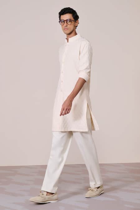 S&N By Shantnu Nikhil_Off White Embroidery Contemporary Kurta_Online_at_Aza_Fashions