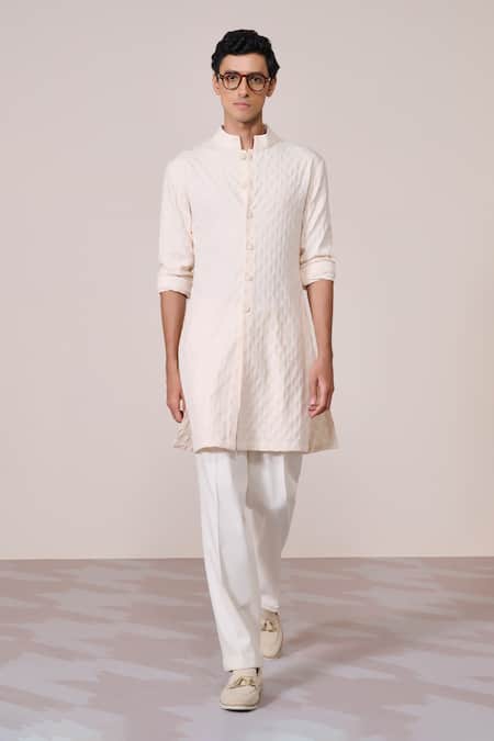 S&N By Shantnu Nikhil Off White Embroidery Contemporary Kurta 