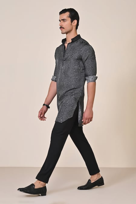 Buy_S&N By Shantnu Nikhil_Gray Silk, Twill Crystals Grey Leopard Print Kurta_Online_at_Aza_Fashions