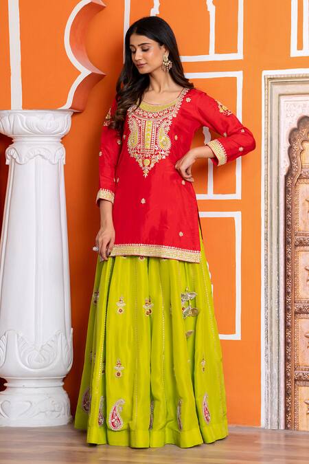 Buy_Yuvraani Jaipur_Red Silk, Organza Sequins, Embroidery Round Neck Lehenga Kurta Set 