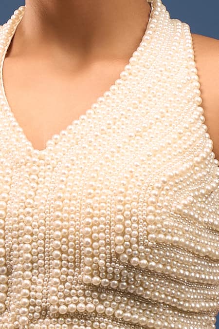 Samyukta Singhania_White Silk Pearls Halter Neck Embellished Blouse _at_Aza_Fashions