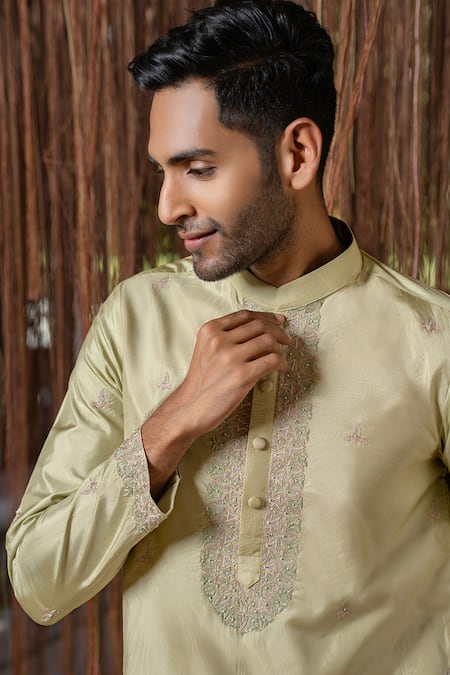 Hilo Design_Green Embroidery Olive Kanjivaram Set _Online_at_Aza_Fashions