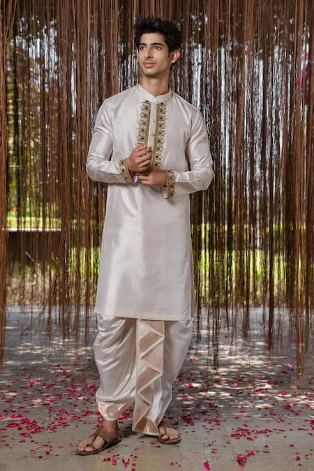 Hilo Design Cream Kanjivaram Machine Embroidered Set 