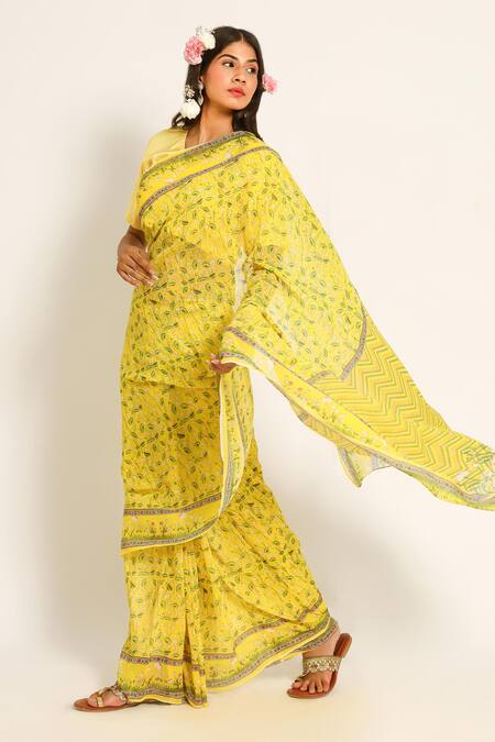 Ruar India_Yellow Chiffon Round Neck Designer Gopashtami Saree With Blouse _Online_at_Aza_Fashions