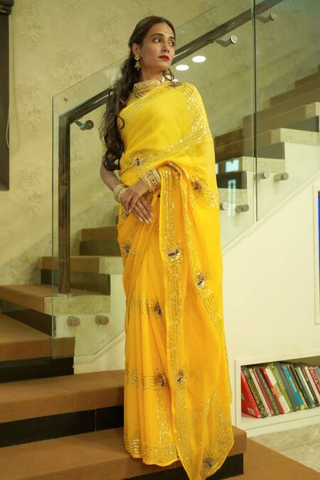 Ruar India_Yellow Chiffon Sequins, Embroidery Ombre Saree Set _Online_at_Aza_Fashions