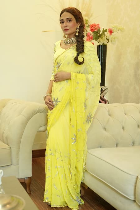 Ruar India_Yellow Chiffon Sequins Round Neck Lemon Saree With Blouse _Online_at_Aza_Fashions
