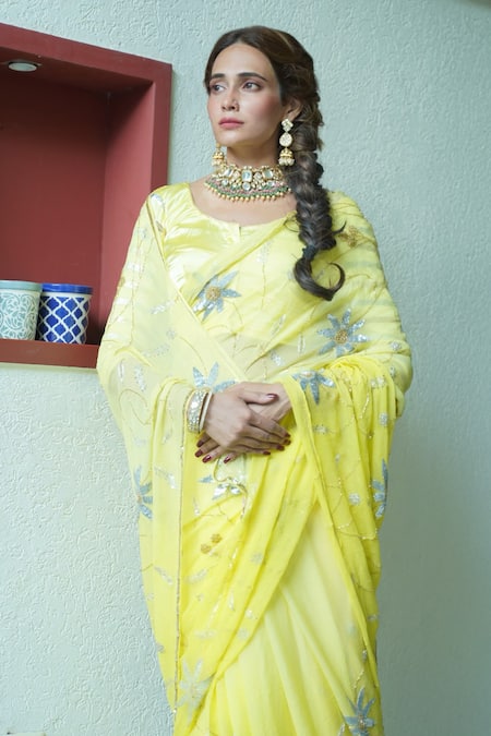 Ruar India_Yellow Chiffon Sequins Round Neck Lemon Saree With Blouse _at_Aza_Fashions