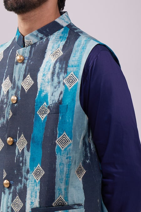 Buy_Spring Break_Navy Satin, Digital Print Kurta Set 