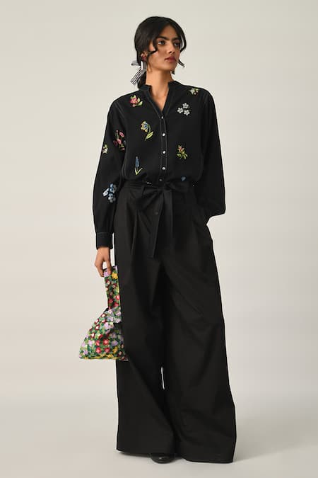 Payal Pratap Black Handloom Cotton Embroidery Collared Eglantyne Panelled Shirt