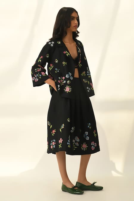 Payal Pratap Black Viscose, Linen Embroidery Bellinda Pleated Skirt Online at Aza Fashions Payal Pratap_Black Viscose, Linen Embroidery Bellinda Pleated Skirt _Online_at_Aza_Fashions