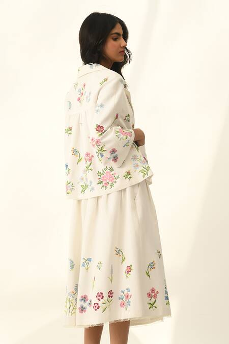 Shop Payal Pratap Beige Viscose, Linen Embroidery Bellinda Pleated Skirt at Aza Fashions Shop_Payal Pratap_Beige Viscose, Linen Embroidery Bellinda Pleated Skirt _at_Aza_Fashions