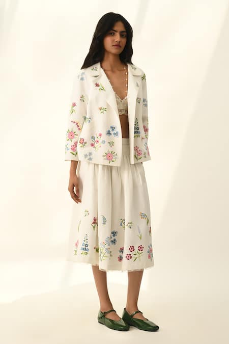 Payal Pratap Beige Viscose, Linen Embroidery Bellinda Pleated Skirt Online at Aza Fashions Payal Pratap_Beige Viscose, Linen Embroidery Bellinda Pleated Skirt _Online_at_Aza_Fashions