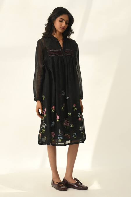 Buy Payal Pratap Black Cotton, Silk Embroidery V-neck Cross-stitch Tunic Dress Buy_Payal Pratap_Black Cotton, Silk Embroidery V-neck Cross-stitch Tunic Dress