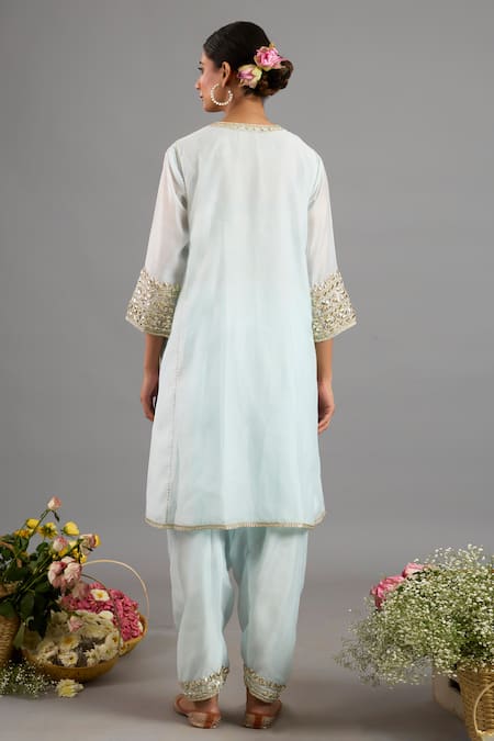 saina kapoor Green Chanderi, Organza Embroidery, Sequins Round Neck Kurta Set Online at Aza Fashions saina kapoor_Green Chanderi, Organza Embroidery, Sequins Round Neck Kurta Set _Online_at_Aza_Fashions
