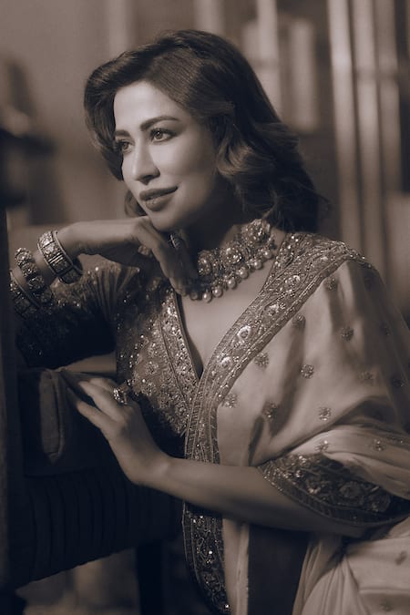 Jigar Mali Maroon Raw Silk And Georgette Lining Embroidered Saree With Blouse Online at Aza Fashions Jigar Mali_Maroon Raw Silk And Georgette Lining Embroidered Saree With Blouse _Online_at_Aza_Fashions