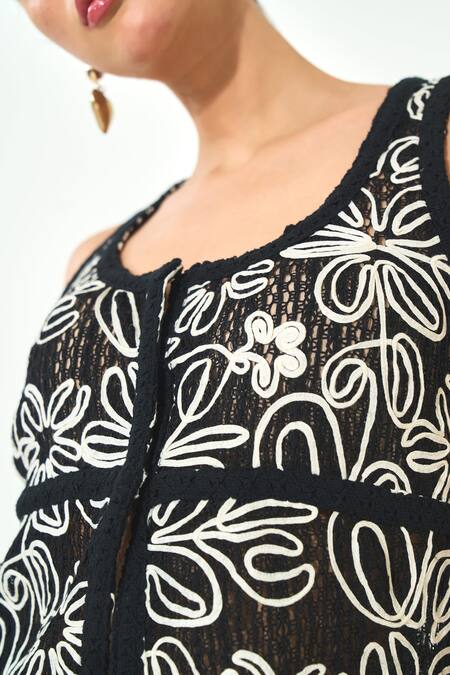 Qala Clothing Black Knit Embroidery Round Neck Top And Bellbottom Pant Set Online at Aza Fashions Qala Clothing_Black Knit Embroidery Round Neck Top And Bellbottom Pant Set _Online_at_Aza_Fashions