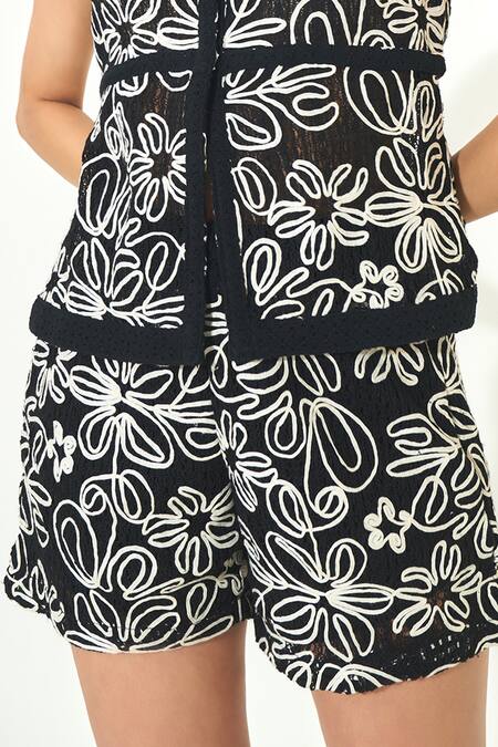 Qala Clothing_Black Knit Embroidery Round Neck Floral Co-ord Set _at_Aza_Fashions