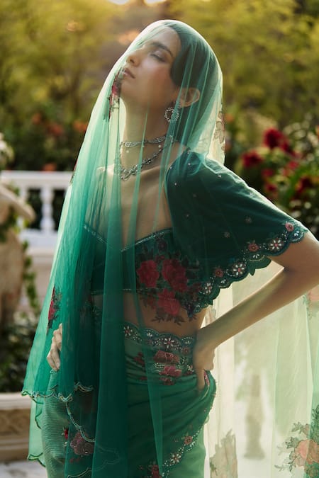 Supria Munjal_Green Silk, Tissue Sequins, Embroidery Round Neck Ombre Crinkled Saree Set _Online_at_Aza_Fashions