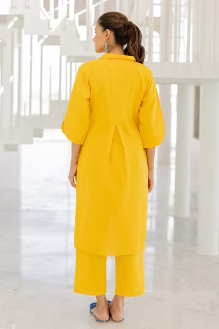 Shop Silai Studio Yellow Linen, Viscose Embroidery Collared Sunflower Tunic Set at Aza Fashions Shop_Silai Studio_Yellow Linen, Viscose Embroidery Collared Sunflower Tunic Set _at_Aza_Fashions