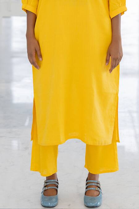 Silai Studio Yellow Linen, Viscose Round Neck Sunflower Kurta Set Online at Aza Fashions Silai Studio_Yellow Linen, Viscose Round Neck Sunflower Kurta Set _Online_at_Aza_Fashions