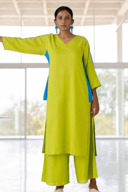 Silai Studio Green Linen, Viscose V-neck Avocado Azure Box Slit Kurta