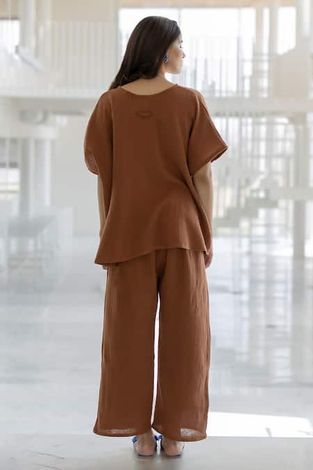 Shop Silai Studio Brown Cotton V-neck Earthbound Co-ord Pant Set at Aza Fashions Shop_Silai Studio_Brown Cotton V-neck Earthbound Co-ord Pant Set _at_Aza_Fashions