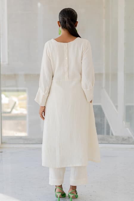 Silai Studio Vanilla Mist Embroidered Kurta 