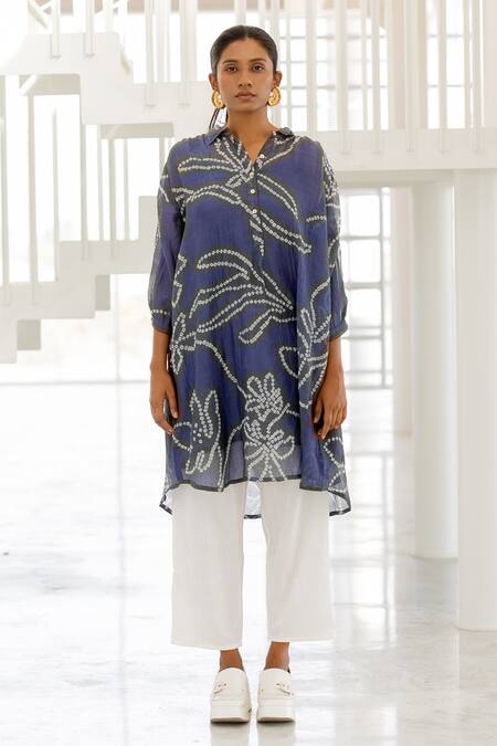 Silai Studio_Blue Chanderi Embroidery Collared Wildflower Bandhej Tunic Set _at_Aza_Fashions
