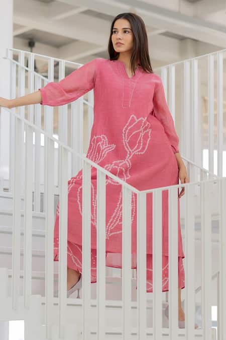 Shop_Silai Studio_Pink Chanderi Split V-neck Misty Tulips Bandhani Kurta And Pant Set _Online_at_Aza_Fashions