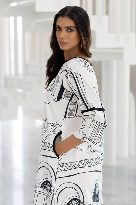 Buy Silai Studio White Poplin Round Neck Arches And Avenues Designer Kurta Online at Aza Fashions Buy_Silai Studio_White Poplin Round Neck Arches And Avenues Designer Kurta _Online_at_Aza_Fashions