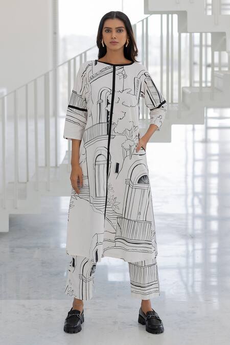 Shop Silai Studio White Poplin Round Neck Arches And Avenues Designer Kurta Online at Aza Fashions Shop_Silai Studio_White Poplin Round Neck Arches And Avenues Designer Kurta _Online_at_Aza_Fashions