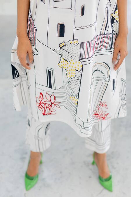 Silai Studio White Poplin Embroidery V-neck Sunlit Vistas Kurta Set at Aza Fashions Silai Studio_White Poplin Embroidery V-neck Sunlit Vistas Kurta Set _at_Aza_Fashions