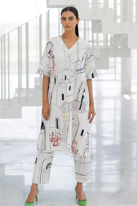 Silai Studio White Poplin Embroidery V-neck Sunlit Vistas Kurta Set