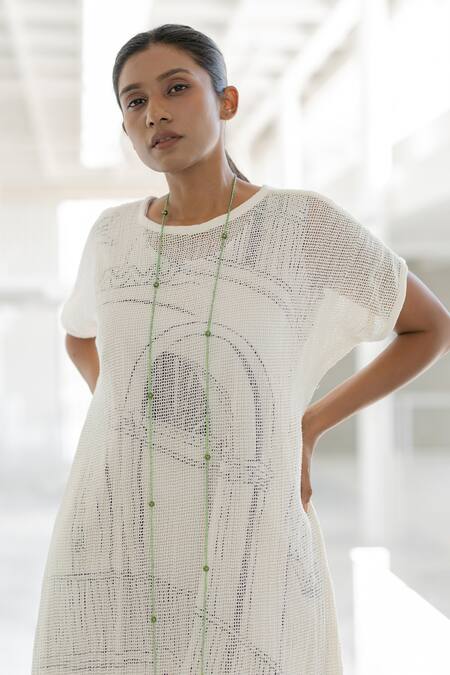 Buy_Silai Studio_White Mesh Round Neck Vanilla Dress 