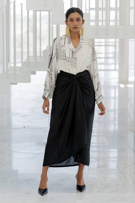 Buy Silai Studio White Silk, Voile Collared, Button-down Neck Arched Doorways Skirt Set Online at Aza Fashions Buy_Silai Studio_White Silk, Voile Collared, Button-down Neck Arched Doorways Skirt Set _Online_at_Aza_Fashions