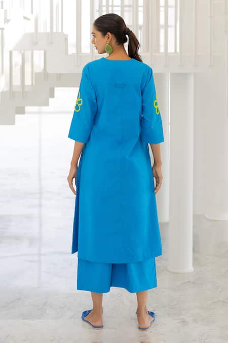 Silai Studio Floral Embroidery Seafoam Blue Kurta 