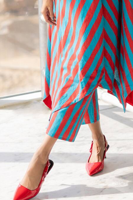 Silai Studio_Red Cotton, Linen V-neck Poppy And Blue Stripe Kurta Set _Online_at_Aza_Fashions