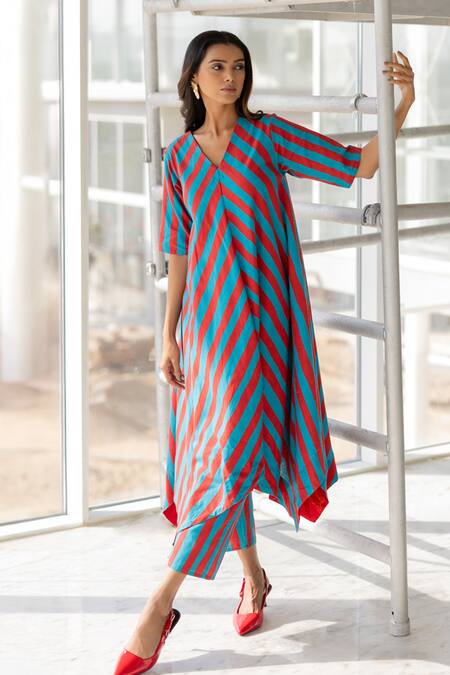 Buy_Silai Studio_Red Cotton, Linen V-neck Poppy And Blue Stripe Kurta _Online_at_Aza_Fashions
