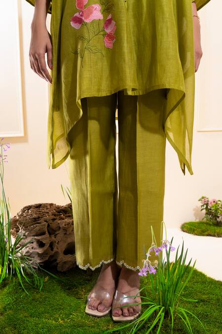 Shop_The White Tree Studio_Green Chanderi Applique, Embroidery Round Neck Moss Pleated Panel Set _Online_at_Aza_Fashions