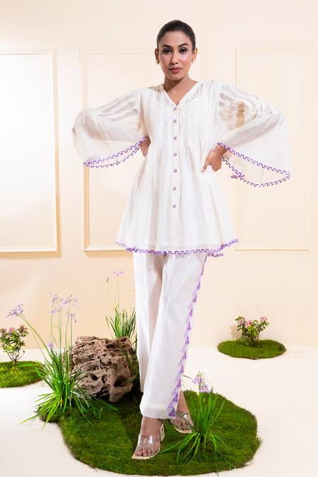 Buy_The White Tree Studio_White Chanderi Embroidery, Cut Work, Applique V-neck Smocking Co-ord Set 