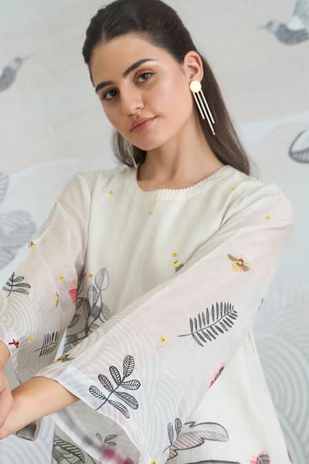 Shop_Shivani Bhargava_Gray Chanderi Round Neck Grey Digital Print High Low Tunic _Online_at_Aza_Fashions