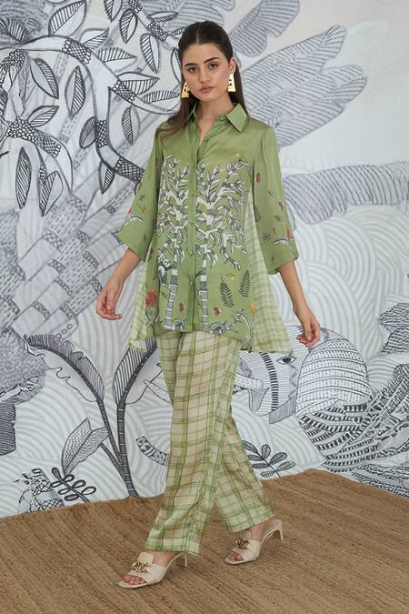 Shivani Bhargava_Green Silk Satin Embroidery Collared Asymmetrical Digital Print Shirt And Pant _at_Aza_Fashions