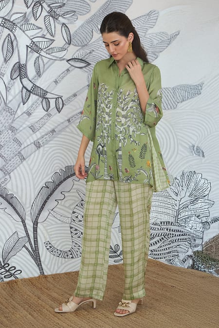 Shivani Bhargava_Green Silk Satin Collared Digital Print Asymmetrical Shirt _at_Aza_Fashions