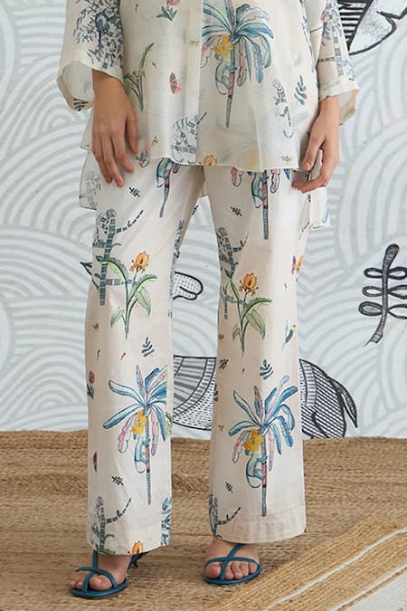 Shivani Bhargava_Ivory Chanderi, Cotton Round Neck Digital Print Tunic And Pants _Online_at_Aza_Fashions