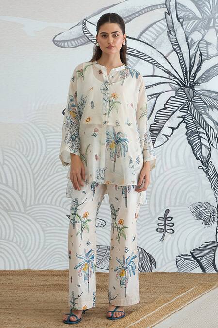 Shivani Bhargava Ivory Chanderi Round Neck Digital Print Tunic at Aza Fashions Shivani Bhargava_Ivory Chanderi Round Neck Digital Print Tunic _at_Aza_Fashions