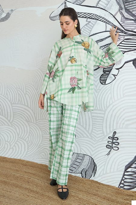 Shivani Bhargava Green Cotton Embroidery Mandarin Collar Check Flower Tunic And Pant Set 