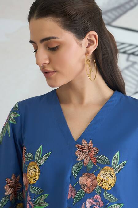 Shivani Bhargava_Blue Cotton V-neck Digital Print Long Dress _Online_at_Aza_Fashions