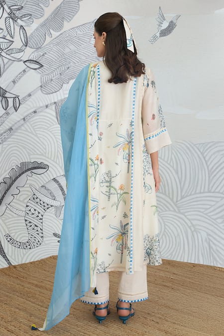 Shop_Shivani Bhargava_Ivory Chanderi, Cotton V-neck Jungle Digital Print Anarkali Set _at_Aza_Fashions